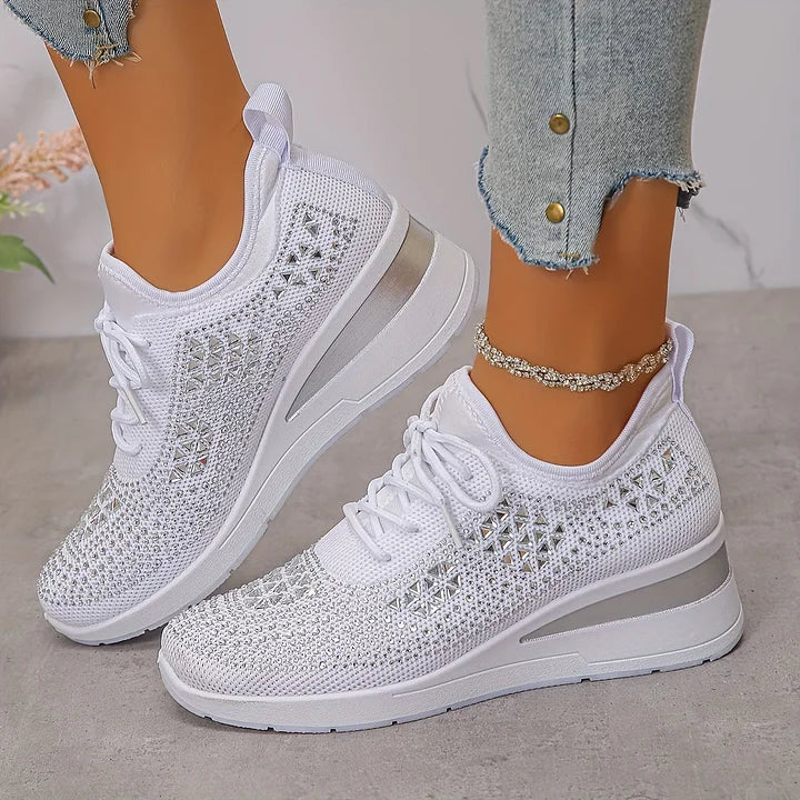Supportive everyday sneakers for women | Brielle