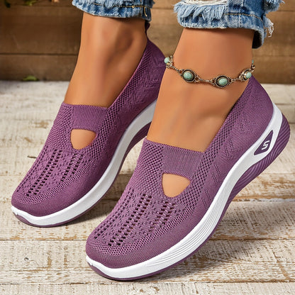 Orthopaedic slip-on shoes for women | Carry