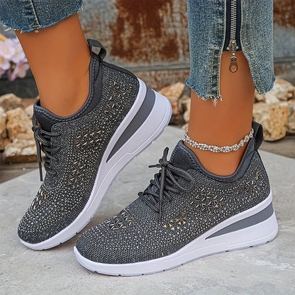 Supportive sneakers with sparkling detail for women | Bonnie