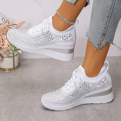 Supportive everyday sneakers for women | Bellara